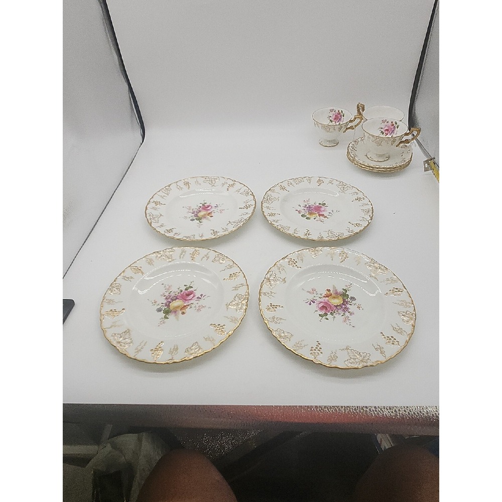 Royal Crown Derby Gold Vine Salad Plates 8.25" Vintage Set of 4